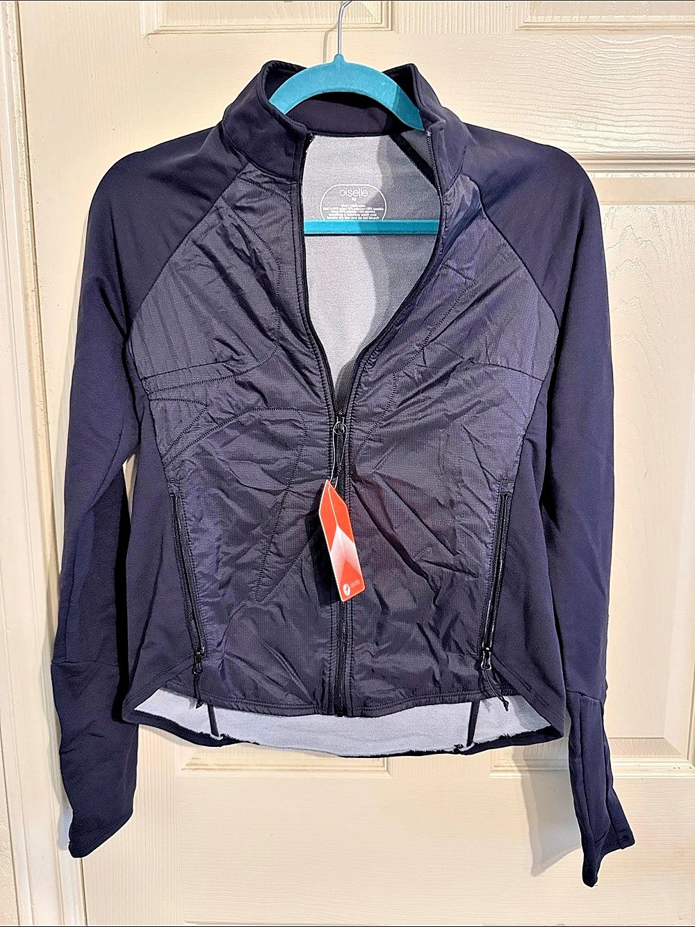 Oiselle Flyout Jacket Black XS NWT Athletic Jacket
